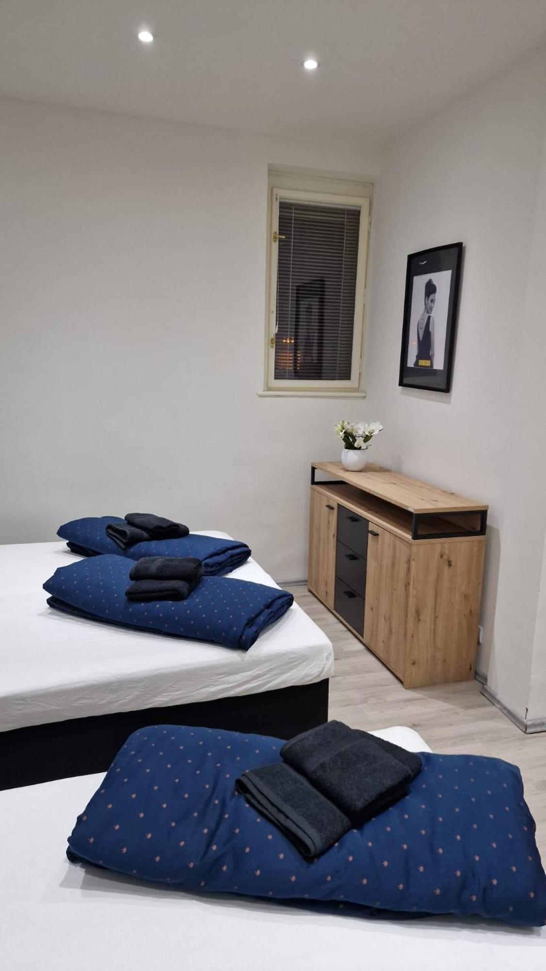 Apartment Flora - Late Check-Out At Noon 12 O Clock For Free Pressburg Exterior foto